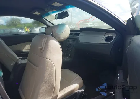 2012 Ford Mustang V6 Premium from USA, damaged, VIN 1ZVBP8AM2C5264393